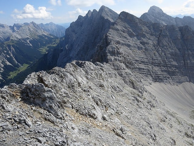 der gesamte Grat zur Sonntagskarspitze