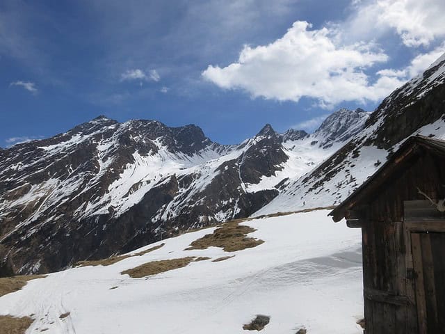 Blick Richtung Ost zur Lisenser Villerspitze