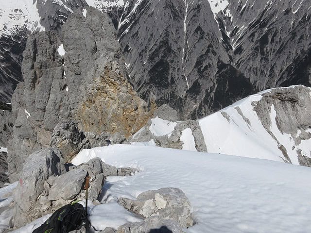 Aufstiegsroute großteils über die Felskante