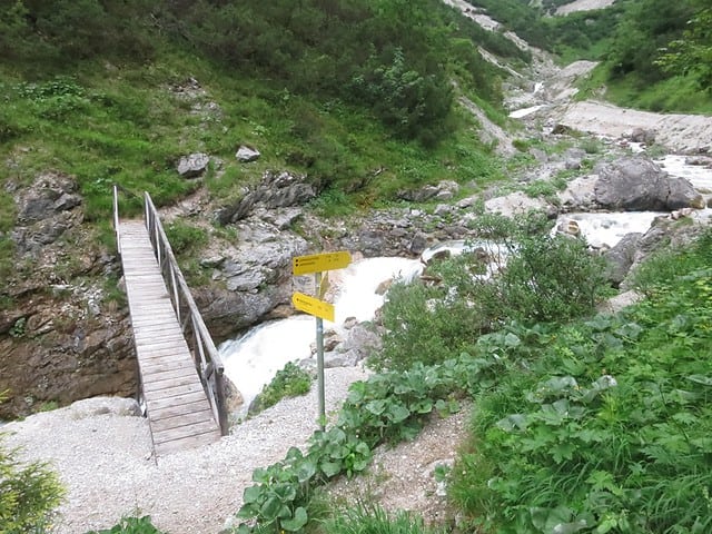 Brücke über den Zwerchbach