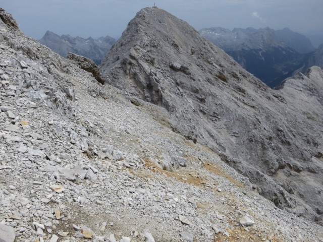 Abstieg von der Westlichen Praxmarerkarspitze