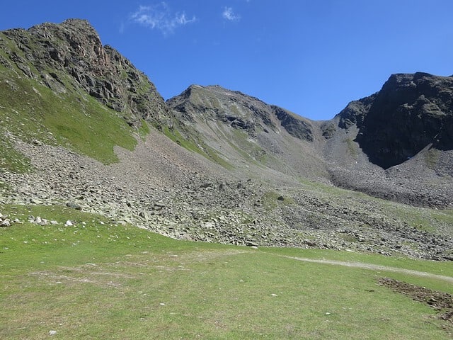 im Oberplenderle mit Blick auf die Gaißkogelscharte