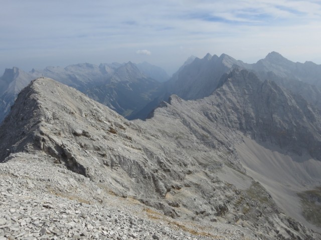 Gratverlauf Östliche Praxmarerkarspitze - Kaskarspitze