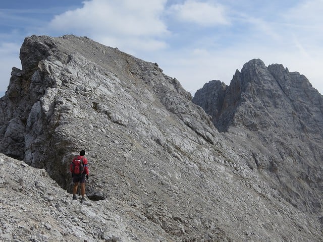 letzter Gratkopf vor dem Gipfelaufbau der Kaskarspitze