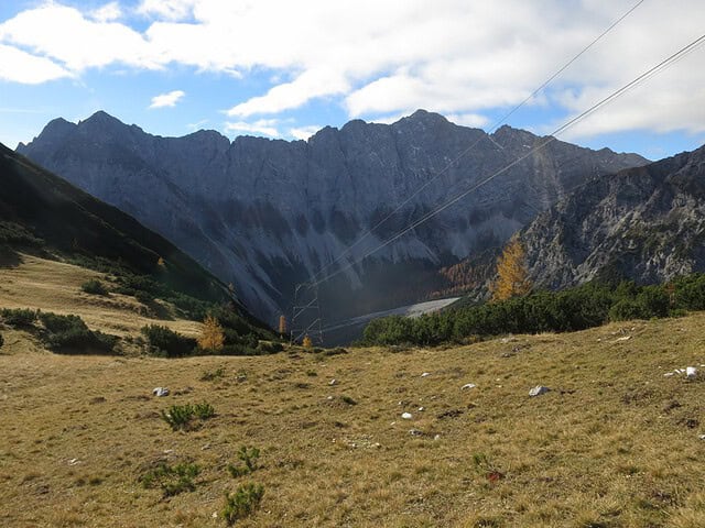 am Sattel zwischen Lunst- und Brentenkopf, Richtung Süden auf den Hochnissl geschaut 