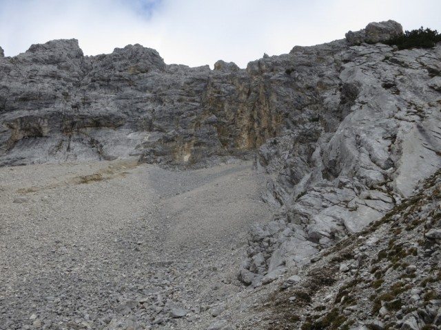 Blick vom Wilde Bande Steig Richtung Einstieg in die Rinne