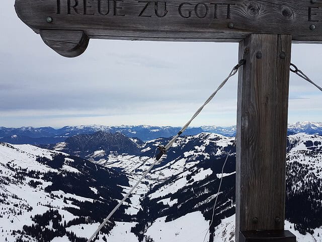 das Alpbachtal vom Gipfel des Gamskopf aus