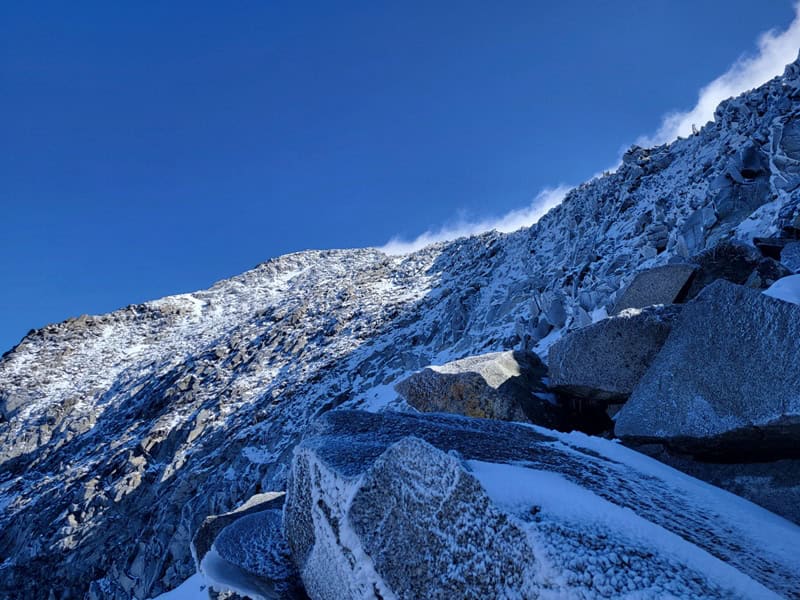 Blick vor der tiefen Verschneidung Richtung Großer Löffler