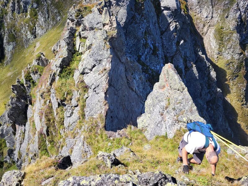Abstieg zur scharfen Einschartung