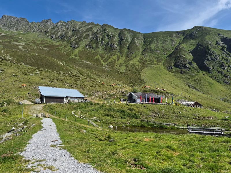Gartalm und das geschlossene Gartalmhaus