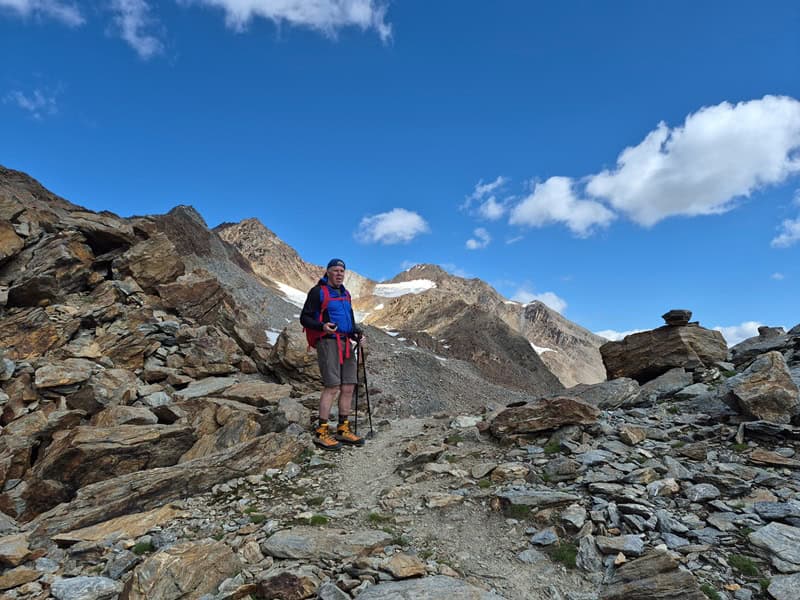 Blick von der Rippe am Steig zum Ramoljoch auf Großen, Mittleren und Nördlichen Ramolkogel