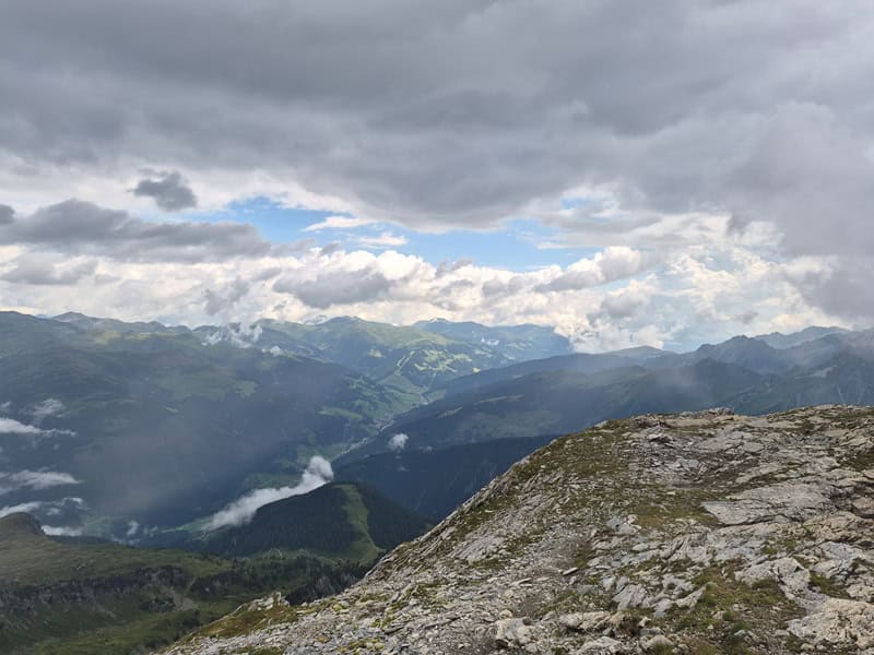 die Gerlos und die angrenzenden Berge im Pinzgau