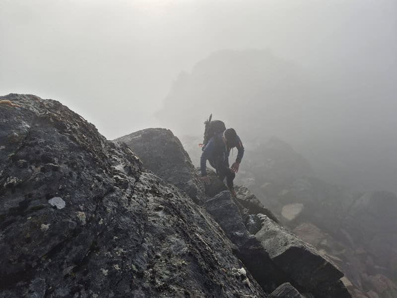 leichte Kletterstellen am an sich hauptsächlich begehbaren Grat auf den Hinteren Speiegelkogel