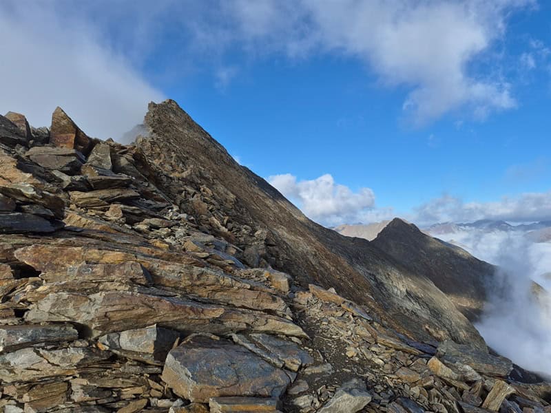 an der Gratbiegung auf den Hinteren Spiegelkogel, Blick Richtung Gipfel