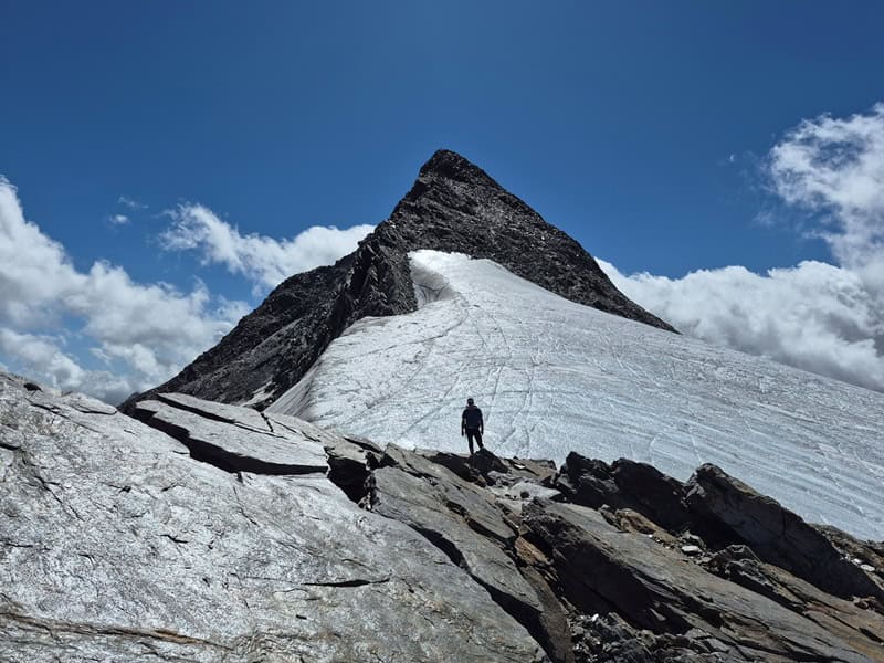 auf zu erbaulicheren Geländeformen – der herrliche Schalfkogel liegt hindernislos vor uns!