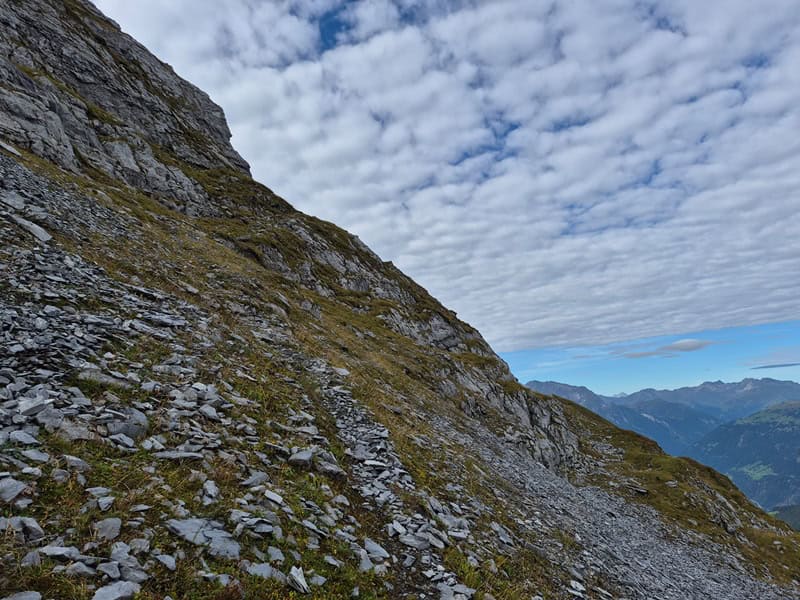 Abkürzung am Aufstieg ins Kar unter dem Nordwestabhang des Brandberger Kolms